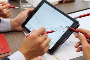 Cổ phiếu mới lên sàn giảm mạnh khi thị trường điều chỉnh Cổ phiếu mới lên sàn giảm mạnh khi thị trường điều chỉnh