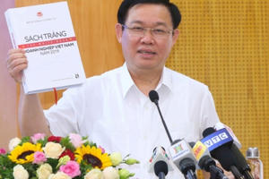 Phó Thủ tướng Vương Đình Huệ dự lễ công bố Sách Trắng doanh nghiệp Việt Nam