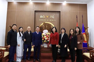 Tổng biên tập Báo Pháp luật Việt Nam chúc mừng các y, bác sĩ nhân Ngày Thầy thuốc Việt Nam 27/2