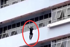 Bảo vệ rơi từ tầng 7 tòa nhà tử vong sau nỗ lực giải cứu bệnh nhân bất thành