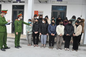 Hải Dương: Triệt phá đường dây gần 20 "nữ quái" chuyên lừa mua hàng trúng SH