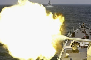 Nga – Trung tiến hành tập trận 8 ngày trên Biển Đông Nga – Trung tiến hành tập trận 8 ngày trên Biển Đông