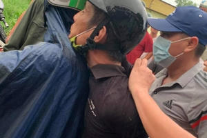 Bắt nghi phạm trong vụ án mạng kinh hoàng tại thị xã Thái Hòa