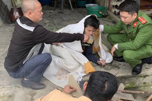 Cứu sống nam thanh niên gieo mình xuống sông Lam tự vẫn