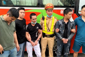 2 đối tượng nguy hiểm bỏ trốn khỏi nhà giam giữ bị bắt khi chạy ra đến Hà Tĩnh