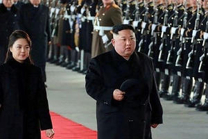 Nhà lãnh đạo Triều Tiên bất ngờ thăm Trung Quốc
