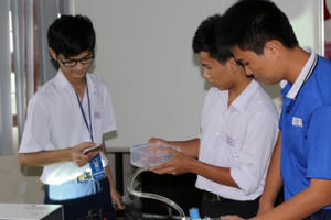 12 dự án đạt giải Nhất cuộc thi Khoa học kỹ thuật cấp Quốc gia học sinh trung học 12 dự án đạt giải Nhất cuộc thi Khoa học kỹ thuật cấp Quốc gia học sinh trung học