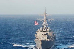 Thượng nghị sĩ McCain yêu cầu Mỹ làm rõ về cuộc tuần tra Biển Đông