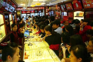 Giá vàng ngày 1/7: Tăng phi mã