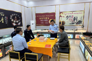 TP Móng Cái: Một cơ sở kinh doanh 500 gói thực phẩm không rõ nguồn gốc