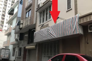 Cơ sở mầm non không phép vội vã che biển di chuyển học sinh khi bị phát hiện