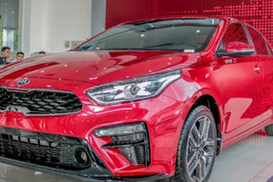 Kia Cerato bất ngờ giảm đến 30 triệu đồng
