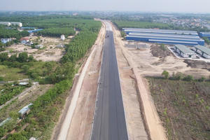 Tháo gỡ lần lượt khó khăn về mặt bằng và vật liệu cho các dự án trọng điểm tại Đồng Nai Tháo gỡ lần lượt khó khăn về mặt bằng và vật liệu cho các dự án trọng điểm tại Đồng Nai