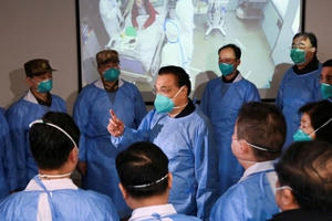 Trung Quốc cách chức, phạt 400 quan chức tắc trách trong xử lý dịch bệnh