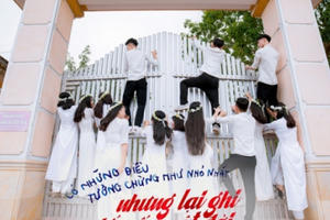 Nghệ An: Nghiêm cấm các trường tổ chức thu tiền chụp ảnh kỷ yếu Nghệ An: Nghiêm cấm các trường tổ chức thu tiền chụp ảnh kỷ yếu