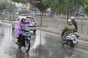 Dự báo thời tiết ngày 13/8: Khu vực Bắc Bộ có mưa rào và giông rải rác
