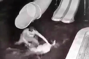 Tây Ninh: Chồng tra tấn vợ như thời trung cổ trước mặt con