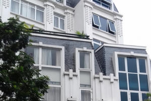 “Chống lệnh” UBND TP Hà Nội, công trình số 2 Bà Triệu âm thầm xây dựng vượt phép?