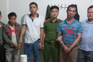 Nghệ An: Bắt 4 con nghiện mua bán, tàng trữ hơn 2.200 viên ma túy tổng hợp