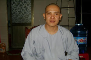 Sóc Trăng: 3 trẻ sơ sinh bị bỏ rơi trước cổng chùa