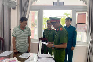 Bắt nguyên Phó Giám đốc ngân hàng chiếm đoạt hơn 50 tỷ đồng