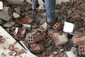 Tháo dỡ công trình lấn biển trái phép ở Vũng Tàu Tháo dỡ công trình lấn biển trái phép ở Vũng Tàu