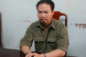 Khởi tố nam thanh niên dùng clip "nóng" tống tiền bạn gái