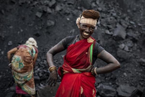 Vì sao Ấn Độ khó dứt bỏ than đá