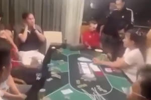 Danh tính các doanh nhân chơi Golf và 4 "chân dài" 9X bị khởi tố trong vụ đánh bạc tiền tỉ ở Vĩnh Phúc Danh tính các doanh nhân chơi Golf và 4 "chân dài" 9X bị khởi tố trong vụ đánh bạc tiền tỉ ở Vĩnh Phúc