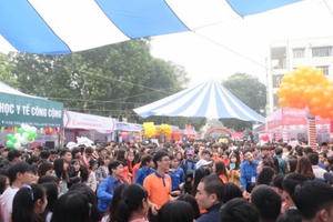 Thông tin thi THPT quốc gia, đề cao hoạt động công đoàn cơ sở GD... được dư luận quan tâm