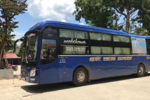 Thanh Hóa cách ly 15 người trên chuyến xe chở nữ sinh viên nghi dương tính với Covid-19