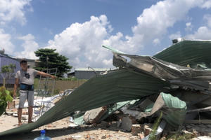 TP HCM: Người dân "phẫn uất" vì UBND xã Vĩnh Lộc A xử lý công trình xây cất trái phép thiếu công bằng?