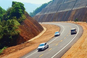 Cần cơ chế hút tư nhân đầu tư giao thông