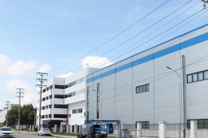 Cả nước tiếp tục xuất siêu nhờ khu vực FDI Cả nước tiếp tục xuất siêu nhờ khu vực FDI