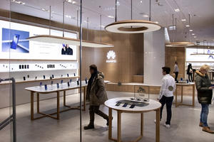 Mỹ thúc giục đồng minh làm khó Huawei