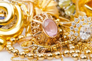 Giá vàng hôm nay 3/1: Tăng 80.000 đồng/lượng