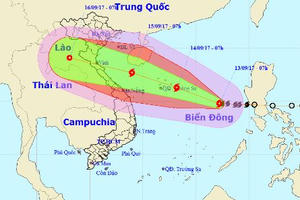 Bão số 10 giật cấp 12 tiến thẳng về các tỉnh Nghệ An-Hà Tĩnh