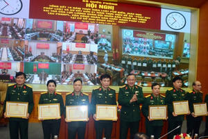 Phổ biến, giáo dục pháp luật trong Quân đội là vấn đề trọng tâm Phổ biến, giáo dục pháp luật trong Quân đội là vấn đề trọng tâm