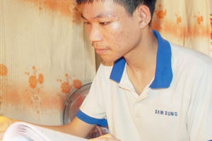 Đạt 28,3 điểm khối A1, cậu học trò nghèo nuôi ước mơ thành lập trình viên