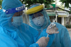 Cần Thơ: Tiêm vắc xin mũi 2 Pfizer cho những người đã tiêm mũi 1 Moderna