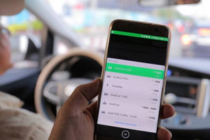 Bộ GTVT tìm cách quản lý Grab