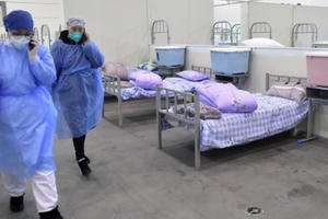 Nhìn lại những kỳ tích xây dựng bệnh viện dã chiến khắp thế giới