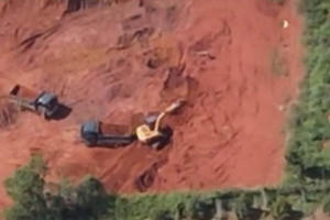 Nóng với tình trạng doanh nghiệp khai thác đất trái phép tại Đắk Nông