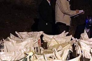 Quảng ninh: Khởi tố 3 đối tượng vận chuyển hàng tấn nguyên liệu thuốc nổ trái phép