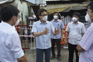 Phó Thủ tướng Vũ Đức Đam nói về phương án khoanh vùng, dập dịch ở TP HCM và vùng lân cận