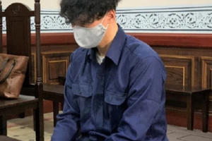 Đột nhập truy sát cả nhà đồng hương rồi trộm ô tô và tẩu thoát