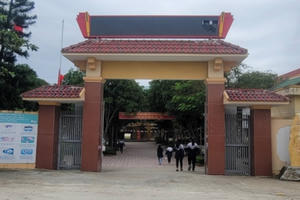 Nghệ An: 2 hiệu trưởng chưa hoàn thành bàn giao sau 9 tháng hoán đổi vị trí cho nhau