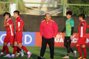 Vì sao HLV Park Hang Seo gặp riêng Quang Hải?