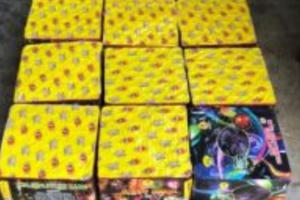 Kon Tum: Phát hiện xe khách vận chuyển pháo lậu