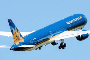 Xu hướng mới của dân “xê dịch”: Săn vé máy bay giá rẻ qua trợ lý ảo Mai Vi